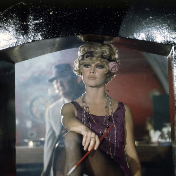 Archives - En France, à Paris, Brigitte BARDOT sur le plateau de l'émission "Show Bardot". Le 15 novembre 1967 © Bernard Leguay via Bestimage