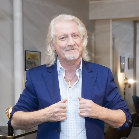 Auprès de BFM TV, elle est un peu plus précise. "Bien sûr que non ce n'est pas lié, je m'en fiche, c'est un fait divers", a assuré l'organisatrice du festival, avançant encore une fois "des raisons techniques et logistiques". 

Exclusif - Patrick Sébastien lors de l'enregistrement de l'émission "Olympiascope" à Paris, le 6 avril 2022. © Jack Tribeca / Bestimage