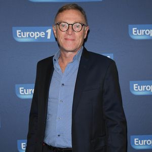 Interrogé par "Le Parisien", le journaliste a mis fin aux rumeurs : "Nous l'avons prise ensemble avec la direction d'Europe 1."...


Exclusif - Christophe Hondelatte - Conférence de rentrée de la radio Europe 1 à Paris le 10 septembre 2019. © Coadic Guirec/Bestimage