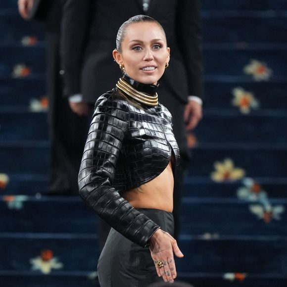 Miley Cyrus au gala de bienfaisance 2025 du Costume Institute célébrant l'ouverture de l'exposition "Superfine : Tailoring Black Style" qui a eu lieu le 5 mai 2025 au Metropolitan Museum of Art à New York City.
STARMAX / BESTIMAGE