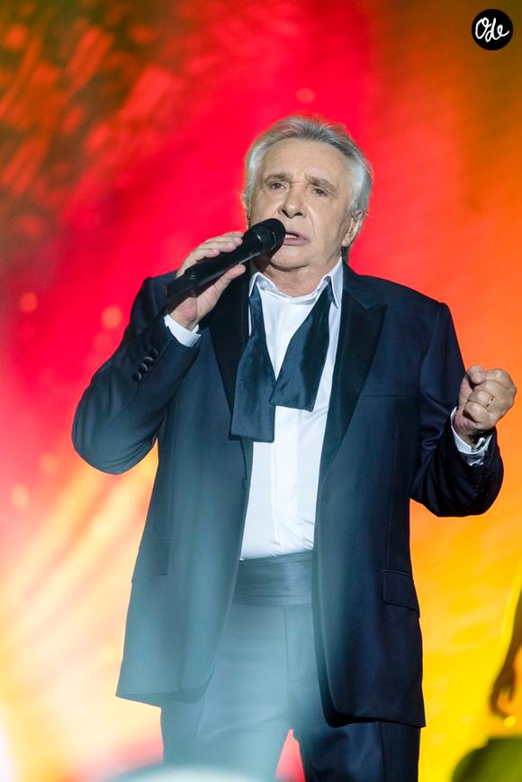 Ses quatre enfants ont aujourd'hui entre 48 et 56 ans.
Exclusif - Michel Sardou en concert à la Seine Musicale, jusqu'au 7 janvier 2018 et les 14 et 15 mars, pour sa dernière tournée "La dernière danse" à Boulogne-Billancourt. Le 26 décembre 2017. © Pierre Perusseau / Bestimage