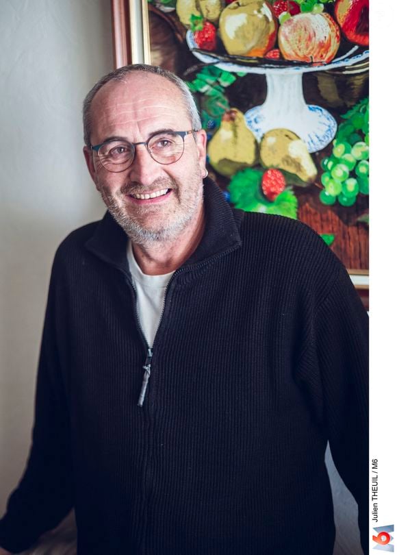 L'agriculteur est passé sur le billard pour soigner un trouble hormonal qui le marque encore aujourd'hui et qui touche plus de 50 % des hommes.

Gilles, candidat de "L'amour est dans le pré 2025", sur M6