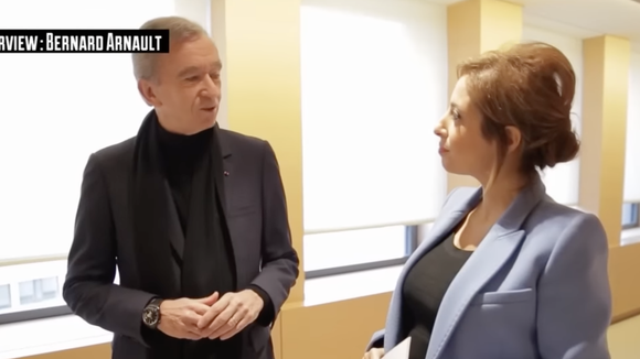 Bernard Arnault participe à l'émission Stupéfiant de Léa Salamé