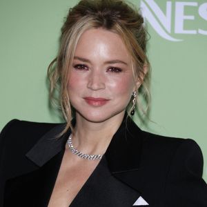 En interview pour Madame Figaro, elle évoque cette union pour faire le parallèle avec ce que dit le long-métrage du couple et ce qu'elle a ressenti en s'engageant autant et si vite à l'époque. 

Virginie Efira - Soirée Nespresso x GQ lors du 78ème Festival International du Film de Cannes le 18 mai 2025. © Denis Guignebourg/BestImage