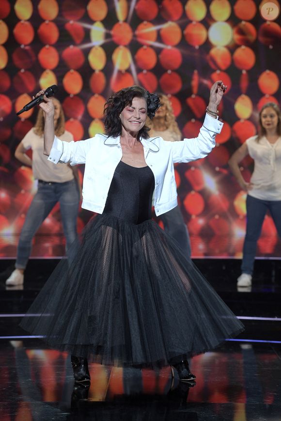 Exclusif - La chanteuse Lio - Enregistrement de l'émission "300 choeurs chantent Les tubes d'un jour" à Paris, qui sera diffusée le 19 mars 2021 sur France 3. Le 15 septembre 2020