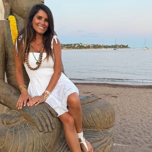 Karine Ferri ne sera plus sur "TF1" mais va rejoindre les équipes de "RMC Story" pour présenter et produire ses émissions.

Karine Ferri lors de ses vacances dans le Sud.