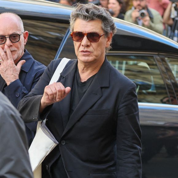 Marc Lavoine - Arrivées aux obsèques de Thierry Ardisson en l'église Saint-Roch de Paris, France, le 17 juillet 2025. © Clovis-Jacovides/Bestimage