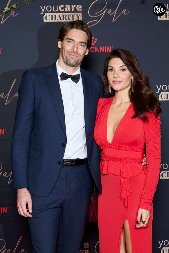 Camille Lacourt et sa compagne Alice Detollenaere - Photocall de la première édition du "You Care Charity Gala" en faveur de la cause animale et de l'environnement au Cercle Interalliée à Paris le 3 décembre 2024.  © Cyril Moreau/Bestimage