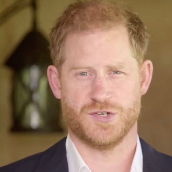 Les membres de la famille royale britannique auto-exilés, le prince Harry et Meghan Markle (duc et duchesse de Sussex), sont apparus ensemble pour la première fois en trois mois dans une nouvelle vidéo. 
Cancilleria Columbia JLPPA / Bestimage