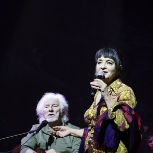 Exclusif -  Concert de Hugues Aufray, avec Catherine Ringer,  au Le Dôme de Paris - Palais des Sports  le 9 novembre 2025.

© Jack Tribeca / Bestimage