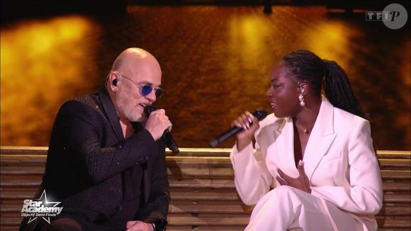 Sarah est revenue sur son duo avec Pascal Obispo lors du dernier prime. Capture d'écran TF1