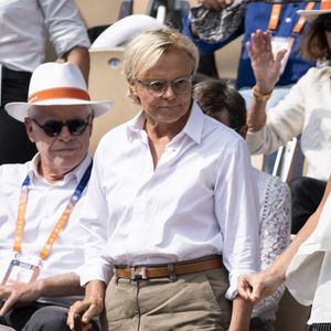 Muriel Robin en tribunes lors de la finale messieurs des Internationaux de France de Tennis de Roland Garros 2025 (jour 15), à Paris, France, le 8 juin 2025. © Cyril Moreau/Bestimage