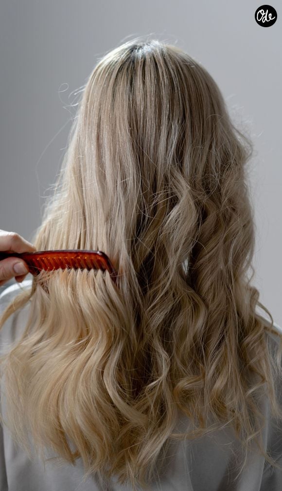 Grâce aux précieux conseils d'un coiffeur professionnel, une routine ciblée et sur-mesure permet de métamorphoser la fibre.