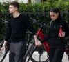 “Je n'ai jamais eu de relation amoureuse, à quelque titre que ce soit et à quelque moment que ce soit, avec la personne en question”, assure-t-elle

Exclusif - La famille Beckham (David Beckham, sa femme Victoria, Cruz Beckham, sa compagne Jackie Apostel, Roméo Beckham, sa compagne Kim Turnbull et Harper Seven) arrive à son hôtel fétiche "La Réserve" pour fêter les 50 ans de David Beckham (2 mai 1975) à Paris, France, le 2 mai 2025. David sort avec une bouteille de rouge pétrus Pomerol (surement l'année de sa naissance) à la main . © Bestimage