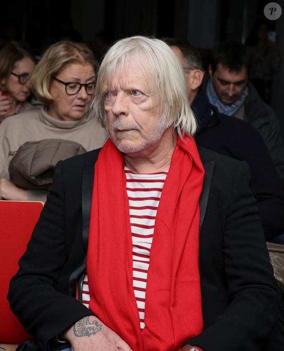 Semi-Exclusif - Renaud (Séchan) et sa femme Cerise lors du "Hyper Week-end Festival" a Radio France, le 24 janvier 2025. 

© Denis Guignebourg / Bestimage