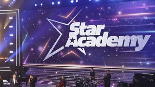 Cet ex-élève de la Star Academy, de la promotion de Pierre Garnier, cartonne en Asie, où il est actuellement en tournée...