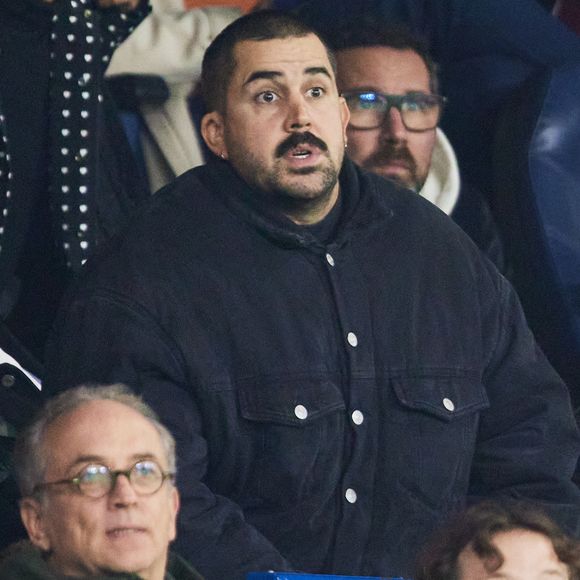 Artus - Célébrités assistent au match de Ligue des champions entre le PSG et l'Atlético de Madrid au Parc des Princes à Paris le 6 novembre 2024. © Cyril Moreau/Bestimage