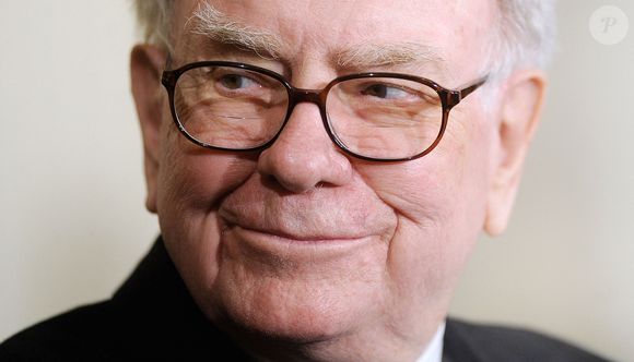 Warren Buffett assiste à la remise de la Médaille de la Liberté 2010 lors d'une cérémonie dans la Salle Est le 15 février 2011 à la Maison Blanche à Washington, DC.
Photo by Olivier Douliery/ABACAPRESS.COM