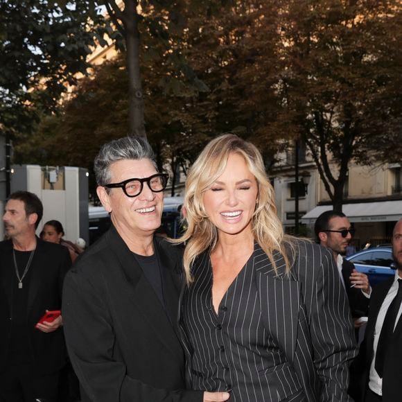 Marc Lavoine et sa compagne Adriana Karembeu arrivant au "Concerto pour la Paix" organisé par Omar Harfouch au Théâtre des Champs Élysées à Paris, France, le 18 Septembre 2024. 

© Perusseau / Tribeca / Bestimage