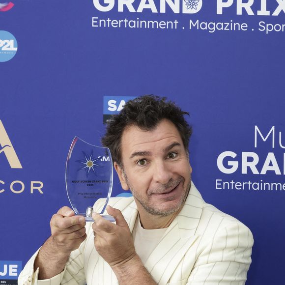 Exclusif - Michaël Youn - Première édition du Multi Screen Grand Prix : une célébration inédite de la création audiovisuelle française dans le cadre prestigieux du Pullman Paris Tour Eiffel sous la présidence de S. Martin (Directeur Général de l'ARPP : l'Autorité de Régulation Professionnelle de la Publicité et également Président de La Fabrique des Formats) et animée par E. Eméyé (journaliste et présentatrice).
Cet événement a rassemblé les professionnels de l'audiovisuel autour d'une ambition commune : mettre à l'honneur l'excellence de la création française tous formats confondus. Paris le 12 juin 2025 - © Jack Tribeca / Bestimage