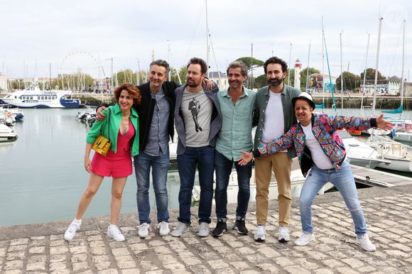 Nadia Roz, Nader Boussandel, Loïc Legendre, Alexandre Varga, Mathieu Madenian et Booder au photocall du film "Le Furet" lors de la 23ème édition du Festival de la Fiction tv de la Rochelle 2021 à La Rochelle, France, le 15 septembre 2021. © Jean-Marc Lhomer / Bestimage