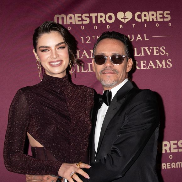 Le chanteur assure connaître la famille depuis longtemps et se dit très proche d’eux.

12ème Gala annuel de la Fondation Maestro Cares. Photo par INSTARimages / Bestimage