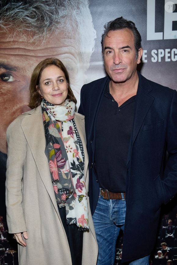 Exclusif - Jean Dujardin et sa femme Nathalie Péchalat - Photocall - Spectacle symphonique Claude Lelouch "D'un film à l'autre" au Palais des Congrès de Paris le 14 novembre 2022.

© Moreau / Rindoff / Bestimage