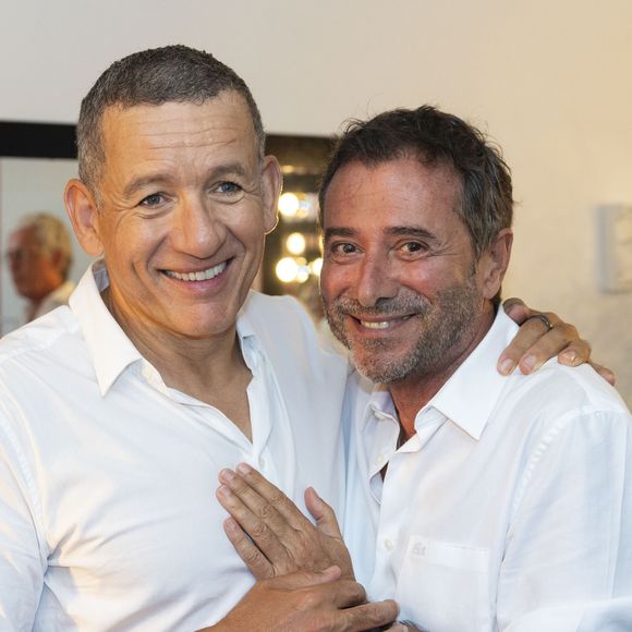 Dany Boon et Bernard Montiel au spectacle de Dany Boon "Clown n'est pas un métier" lors du 41ème Festival de Ramatuelle le 12 août 2025.

© Cyril Bruneau / Bestimage