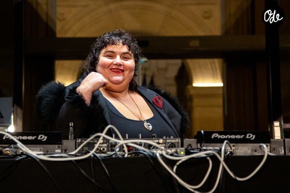 DJ set de Barbara Butch lors de la clôture de La fête de Noël, sur le parvis de la mairie Paris Centre, du 3ème arrondissement de Paris. Le 10 décembre 2025
© Céline Bonnarde / Bestimage