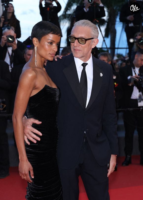 Vincent Cassel et Narah Baptista - Montée des marches du film « Karma » lors du 79ème Festival International du Film de Cannes, le 16 mai 2026. © Denis Guignebourg / Bestimage
