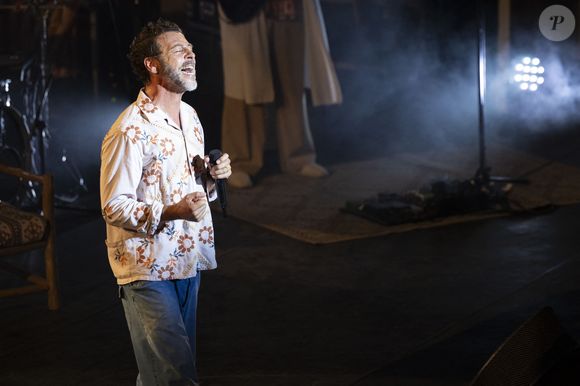 Exclusif - Christophe Maé - Christophe Maé, à l'occasion de sa tournée "Carnet de voyage", en concert au Théâtre de verdure lors du 40ème Festival de Ramatuelle. Le 1er août 2024
Cyril Bruneau / Festival de Ramatuelle / Bestimage
