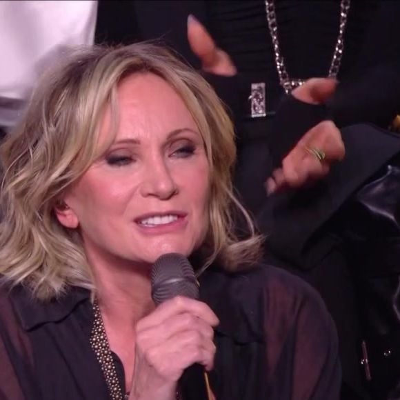 Un moment amusant a marqué la soirée lorsque Ambre a involontairement "snobé" Patricia Kaas avant de se rattraper.

Patricia Kaas est venue soutenir Ambre pour la finale de la "Star Academy".