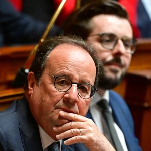 François Hollande lors d'une séance de questions au gouvernement à l'Assemblée nationale à Paris, France, le 8 avril 2025. © Christian Liewig / Bestimage