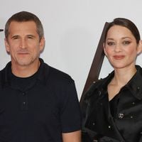 En pleine avant-première, Guillaume Canet amené à réagir devant son ex Marion Cotillard à propos de leur fils Marcel