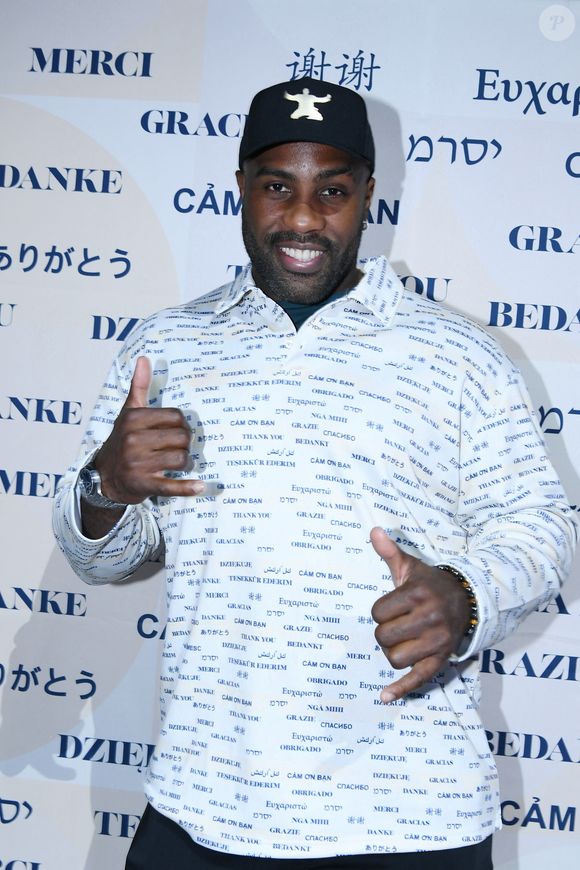 Exclusif - Teddy Riner - Soirée de remerciement de Teddy Riner à la Maison du judo à Montrouge, le 29 novembre 2024. Devant une centaine d'invités, Le champion olympique (11 fois) et champion olympique (5 fois) a tenu à remercier tous ceux qui l'ont soutenu tout au long de son impressionnante carrière, de son premier entraîneur en club jusqu’à sa femme et sa mère, en passant par sa psychologue de l’INSEP. Une vente aux enchères au profit de l'association de Teddy Riner a conclu la soirée. 
© Rachid Bellak / Bestimage