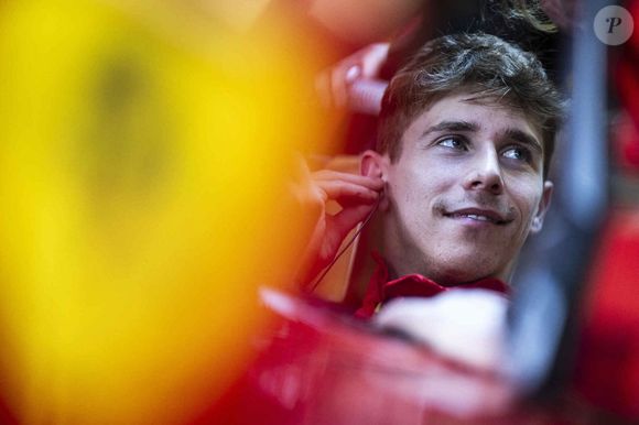 À 25 ans, il prouve donc avoir lui aussi l'étoffe d'un grand et s'affranchit un peu plus de la fameuse étiquette de "petit frère de". 

LECLERC Arthur (mco), Ferrari AF Corse, Ferrari 499P