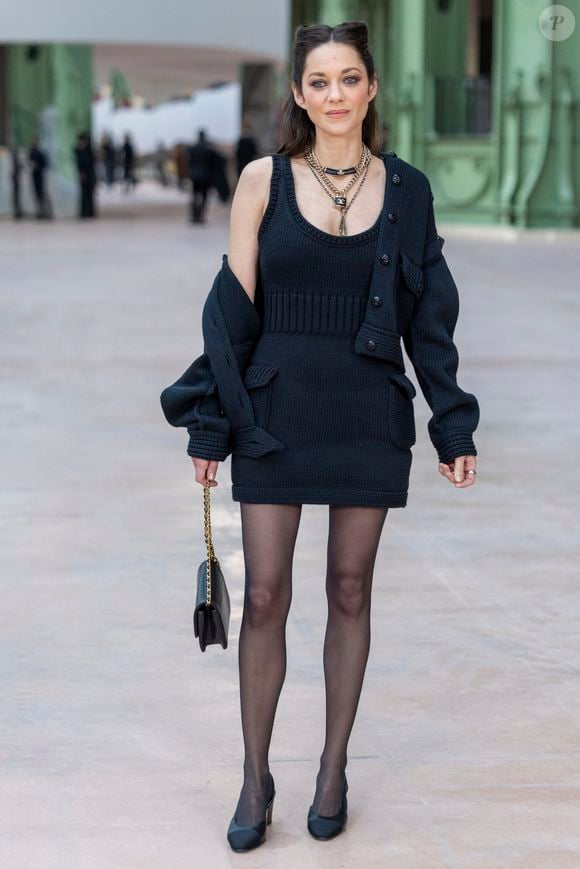 Marion Cotillard au défilé Chanel au Grand Palais, "Collection Haute Couture Printemps/Eté 2025" lors de la Fashion Week de Paris (PFW), le 28 janvier 2025. 
© Olivier Borde / Bestimage