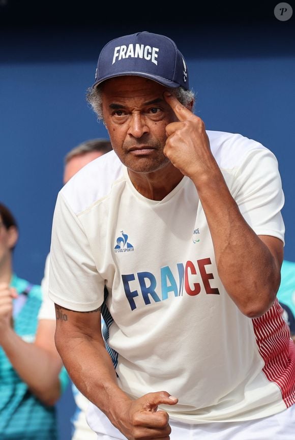 Yannick Noah, coach de l'équipe de France paralympique de tennis fauteuil lors de la rencontre de tennis fauteuil entre S.Houdet et M.delaPuente en quart de finale des jeux paralympiques Paris 2024 le 4 septembre 2024.

© Dominique Jacovides / Bestimage