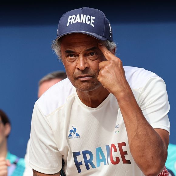 Yannick Noah, coach de l'équipe de France paralympique de tennis fauteuil lors de la rencontre de tennis fauteuil entre S.Houdet et M.delaPuente en quart de finale des jeux paralympiques Paris 2024 le 4 septembre 2024.

© Dominique Jacovides / Bestimage