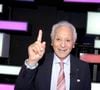Il conseille aussi de consommer un plat de konjac chaque jour pour favoriser la satiété.

Portrait de Pierre Dukan lors de l'enregistrement de l'émission "Chez Jordan de Luxe". Le 6 septembre 2023
© Cédric Perrin / Bestimage