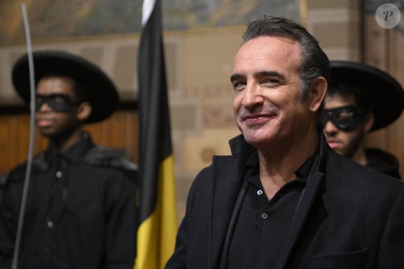 Jean Dujardin reçoit la Médaille de Reconnaissance de la Ville de Bruxelles, à la veille de la diffusion de la nouvelle série "Zorro" sur RTL-TVI, le 28 novembre 2024.
©Photonews / Bestimage
