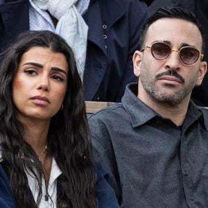 La drôle d’habitude d’Adil Rami qui énerve sa compagne

Adil Rami et sa compagne en tribunes lors des Internationaux de France de Tennis de Roland Garros, à Paris, France. © Cyril Moreau/Bestimage
