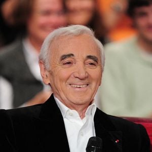 Charles Aznavour lors de l'enregistrement de l'emission Vivement Dimanche a Paris, France, le . Photo Max Colin/ABACAPRESS.COM