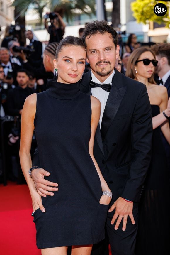 Cassandre Verdier et son compagnon Juan Arbelaez lors de la montée des marches du film  "Mission Impossible : The Final Reckoning" lors du 78ème Festival International du Film de Cannes, au Palais des Festivals à Cannes, le 14 mai 2025.

© Jacovides-Moreau / Bestimage