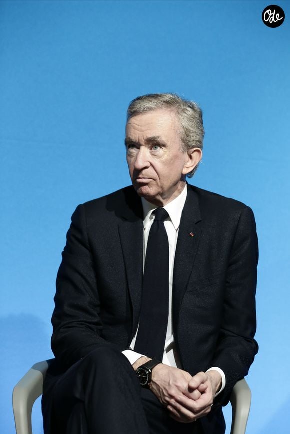 LVMH CEO Bernard Arnault - La mairie de Paris et le groupe LVMH ont dévoilé ce mercredi leur projet de réhabilitation de l’ancien musée des Arts et Traditions, fermé depuis 2005 à Paris le 8 mars 2017 . © Photo par Stéphane Lemouton/Bestimage