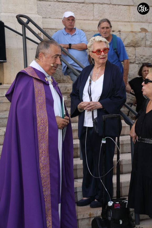 Colette Sauvage (femme de P. Bouvard) lors des obsèques de Philippe Bouvard en l'église Notre-Dame de Bon Voyage à Cannes, le 31 août 2026.
© Chavaroche-Guignebourg / Bestimage