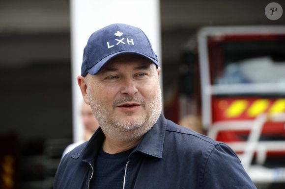 Exclusif - Sébastien Cauet - L'animateur radio de NRJ, Sébastien Cauet retourne à Marle (Aisne), sa ville natale, et inaugure la piscine municipale qui porte son nom le 11 juin 2022 © Claude Dubourg/Bestimage