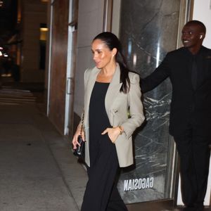 Exclusif - Meghan Markle quitte le Kappo Masa à New York, le 11 octobre 2025 @Backgrid USA / Bestimage