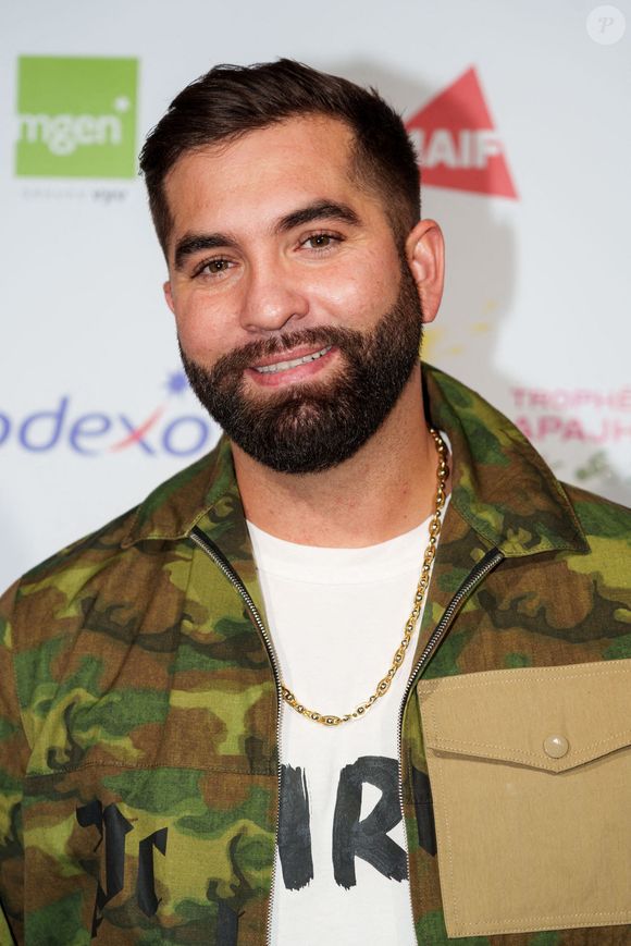Le chanteur français Kendji Girac assiste à la remise du trophée APAJH 2023 au Carrousel du Louvre le 24 novembre 2023 à Paris, France. Photo by Alexis Jumeau/ABACAPRESS.COM