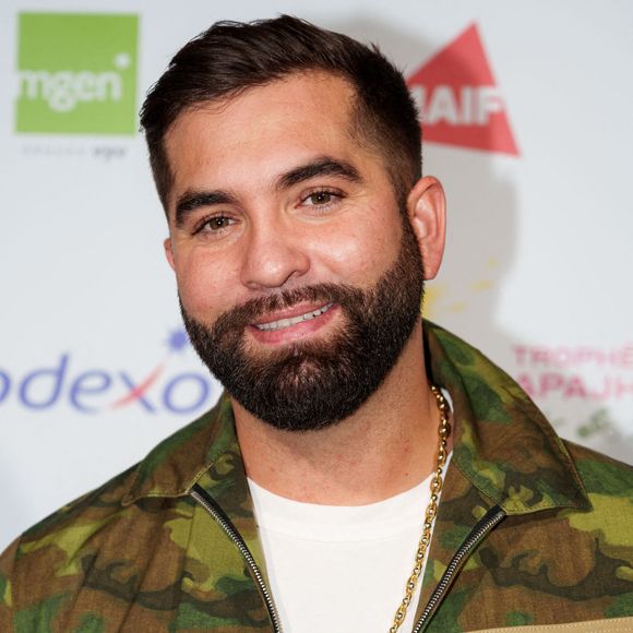 Le chanteur français Kendji Girac assiste à la remise du trophée APAJH 2023 au Carrousel du Louvre le 24 novembre 2023 à Paris, France. Photo by Alexis Jumeau/ABACAPRESS.COM